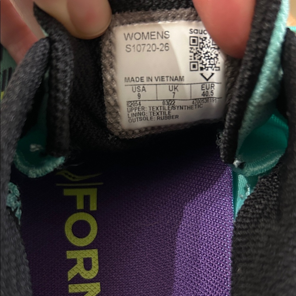 Saucony Tempus like NEW - Picture 2 of 7